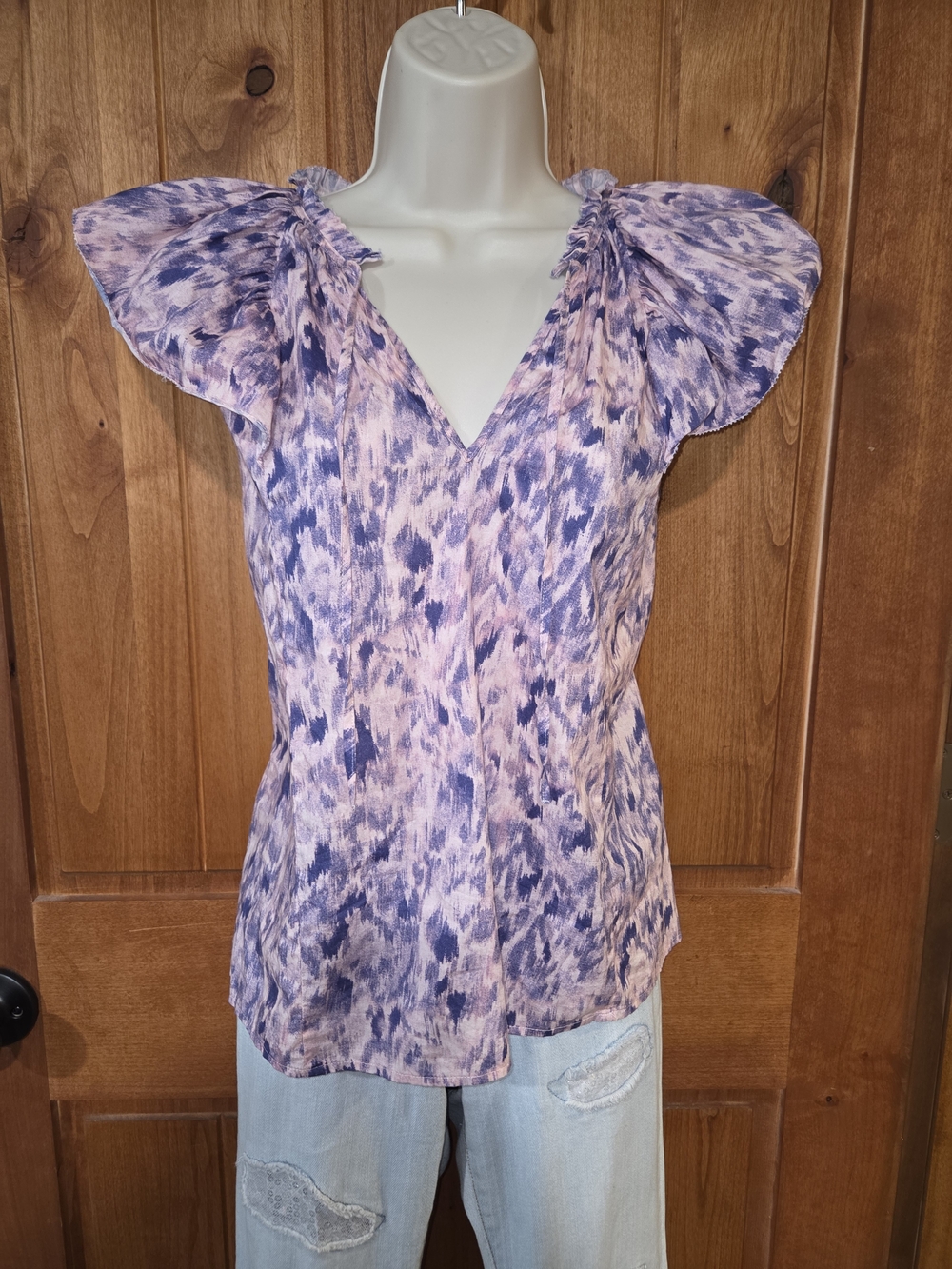 Rails Lavender‎ and Pink V‑Neck Flutter Sleeve Blouse